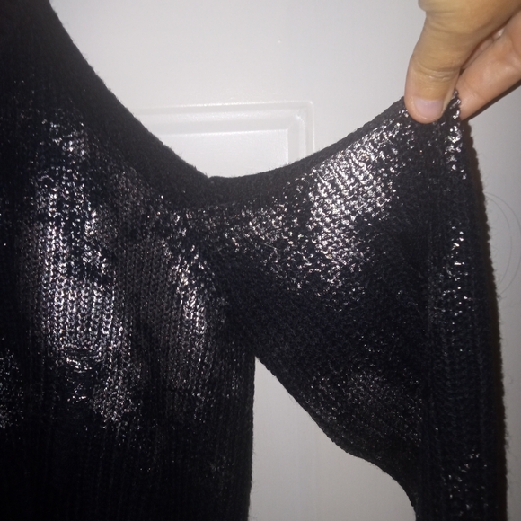 Love More Black/Silver Sweater Open Shoulder Size Large NWOT - Picture 6 of 7